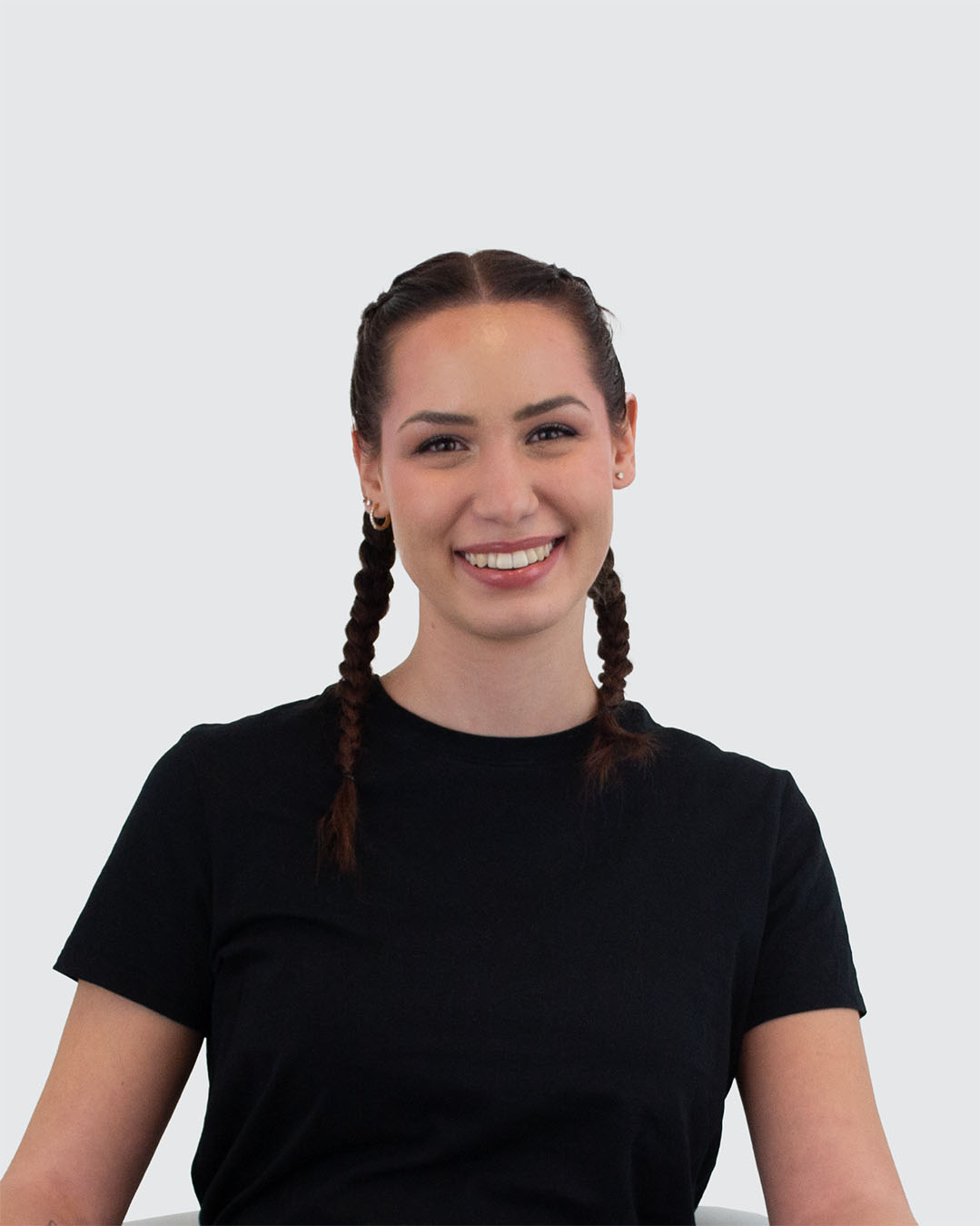 sara nail specialist